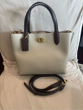Coach Mini Willow